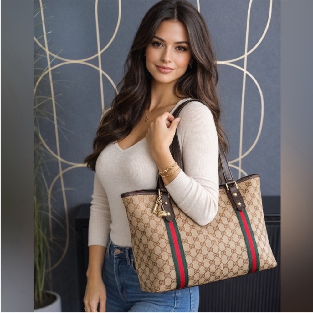 Gucci authentic Sherry Line tote bag brown monogram canvas with gold charms